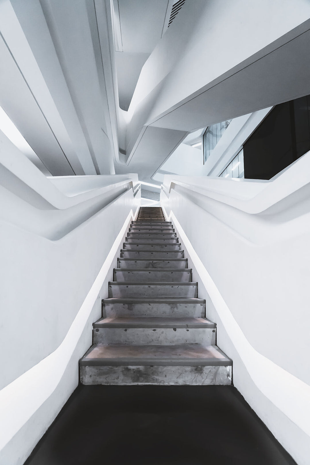 White Staircase in Hong Kong | Future Flow by Richard Lam Studio